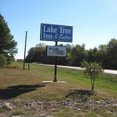 Lake Tree Inn & Suites Marion Eksteriør bilde