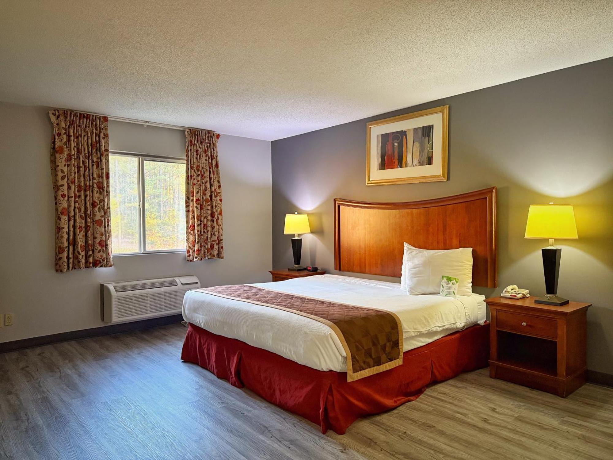 Lake Tree Inn & Suites Marion Eksteriør bilde